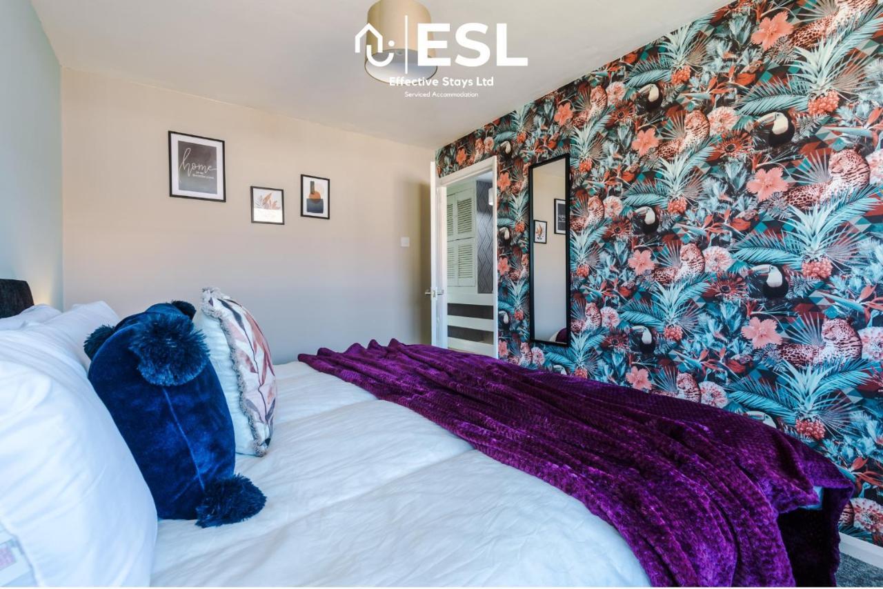 3 Bedroom House With Garden And Driveway Parking - Less Than 10 Mins From Chester City Centre Εξωτερικό φωτογραφία