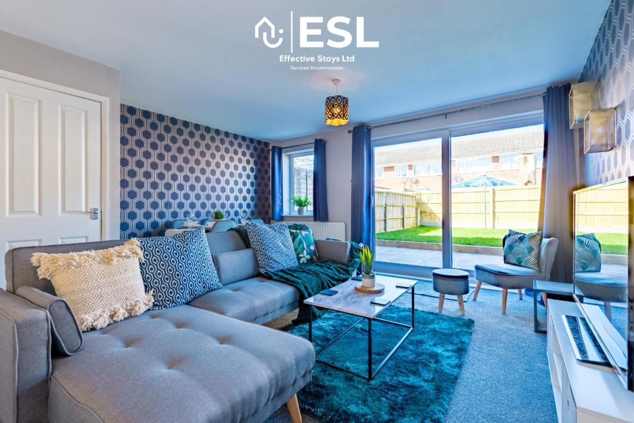 3 Bedroom House With Garden And Driveway Parking - Less Than 10 Mins From Chester City Centre Εξωτερικό φωτογραφία
