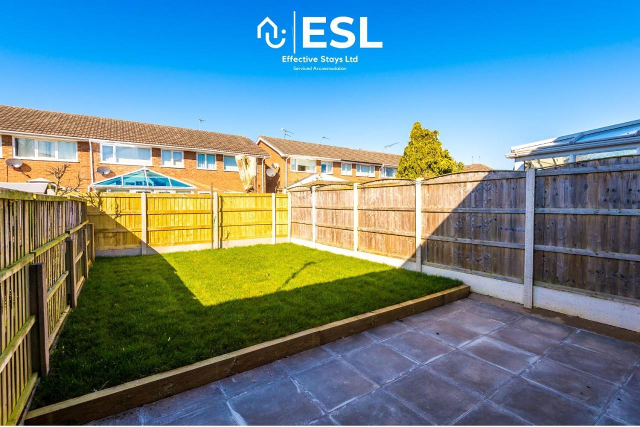 3 Bedroom House With Garden And Driveway Parking - Less Than 10 Mins From Chester City Centre Εξωτερικό φωτογραφία