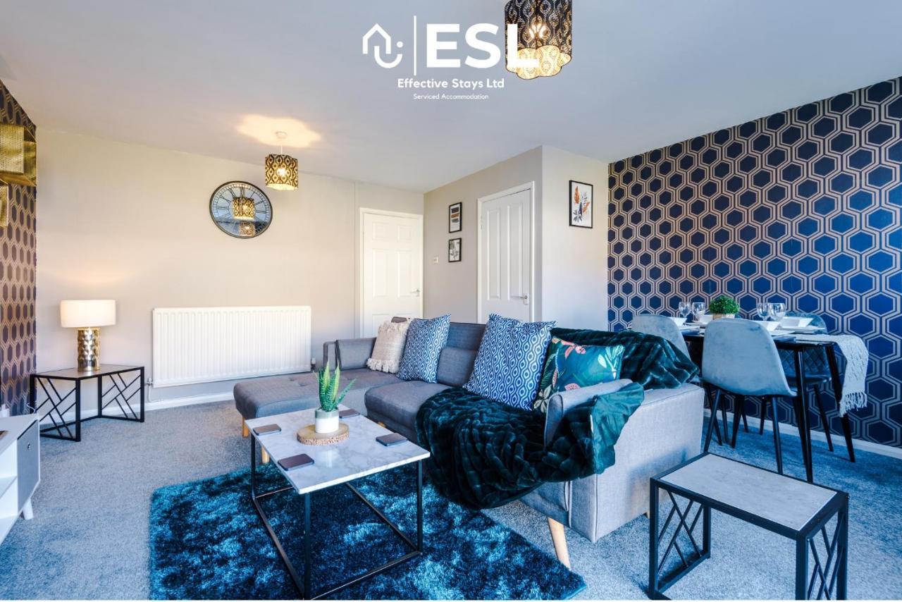 3 Bedroom House With Garden And Driveway Parking - Less Than 10 Mins From Chester City Centre Εξωτερικό φωτογραφία