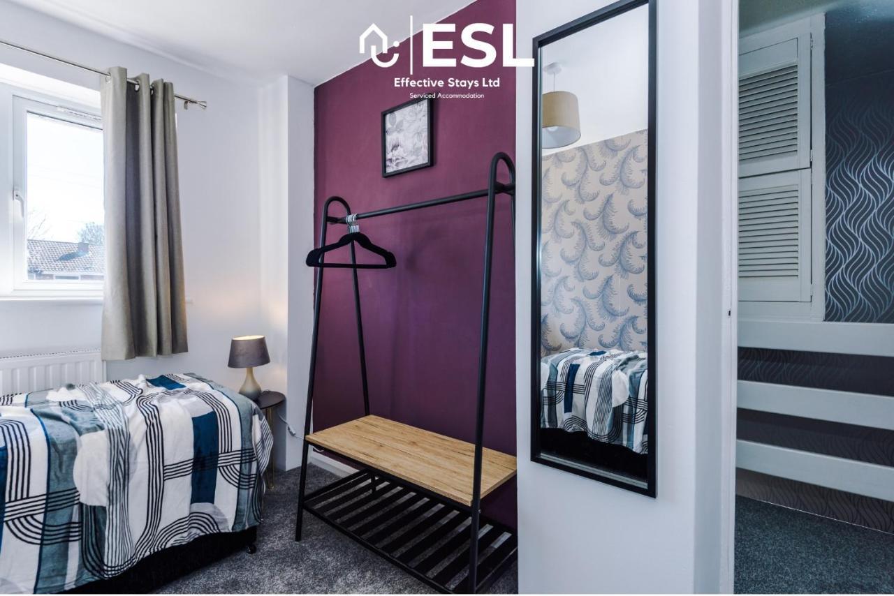 3 Bedroom House With Garden And Driveway Parking - Less Than 10 Mins From Chester City Centre Εξωτερικό φωτογραφία