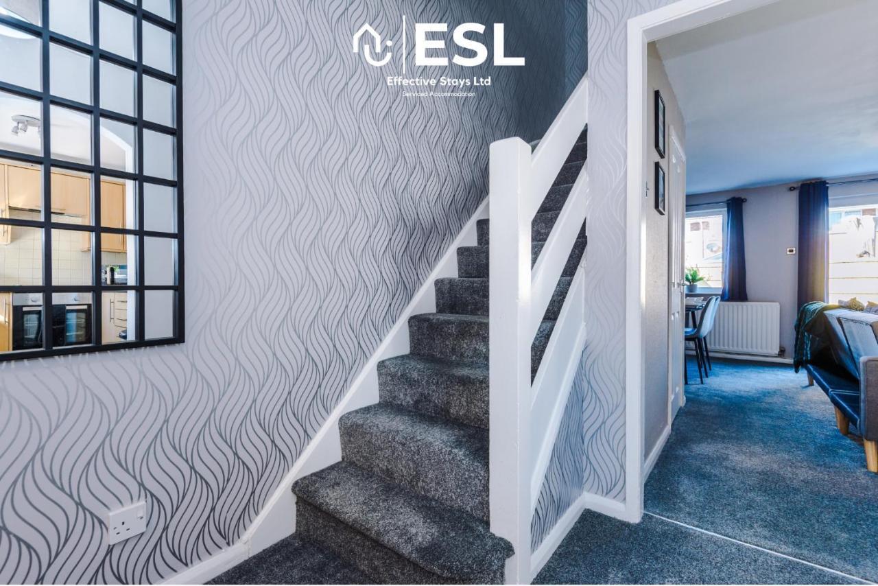 3 Bedroom House With Garden And Driveway Parking - Less Than 10 Mins From Chester City Centre Εξωτερικό φωτογραφία