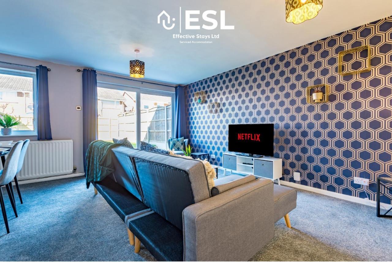 3 Bedroom House With Garden And Driveway Parking - Less Than 10 Mins From Chester City Centre Εξωτερικό φωτογραφία