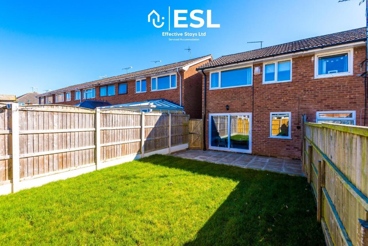 3 Bedroom House With Garden And Driveway Parking - Less Than 10 Mins From Chester City Centre Εξωτερικό φωτογραφία